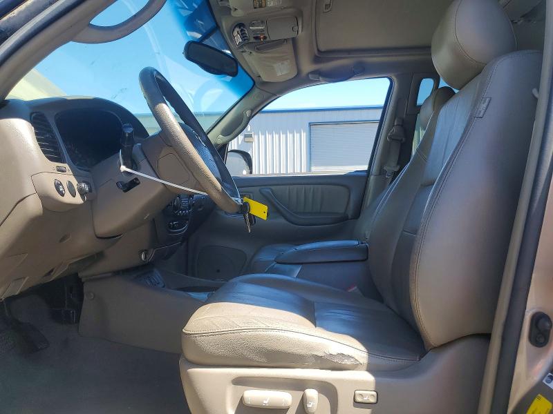 2005 Toyota Sequoia VIN 5TDBT48A45S233758 COPART salvage auction — FRONT END, CA - SALVAGE CERTIFICATE, sold $1,500 on 2026-07-10 (photo 7)