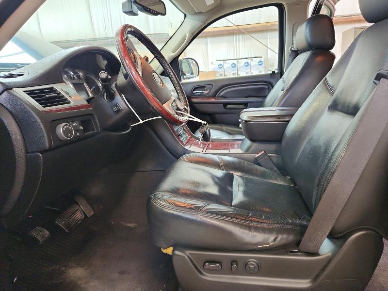2011 Cadillac Escalade VIN 1GYS4BEF5BR194488 COPART salvage auction — MECHANICAL, Ab - Bos - Salvage, sold $1,800 on 2026-07-09 (photo 7)
