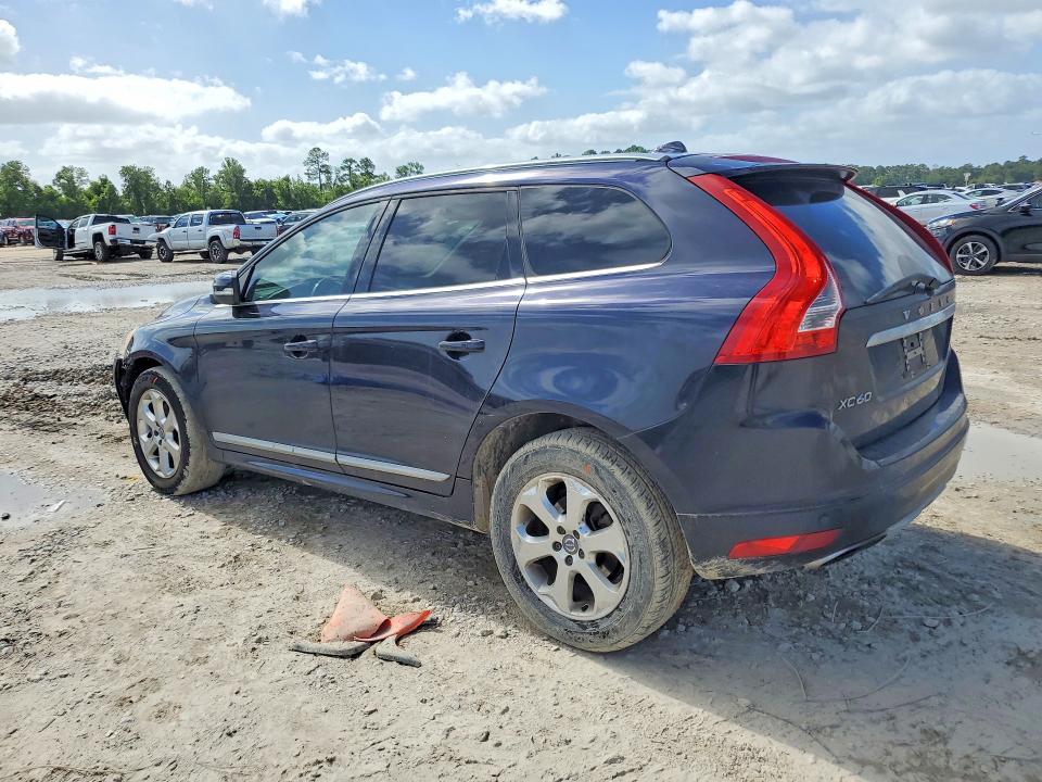 2016 Volvo VIN YV440MDK9G2867042 COPART salvage auction — FRONT END, Tx - Salvage Vehicle Title, sold $1,600 on 2026-08-04 (photo 2)