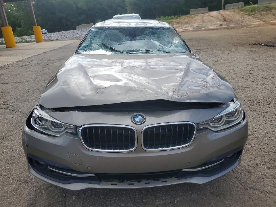 2016 BMW VIN WBA8E3G56GNU00842 COPART salvage auction — ROLLOVER, Sc - Cert Of Title-Salvage, sold $550 on 2026-08-14 (photo 5)