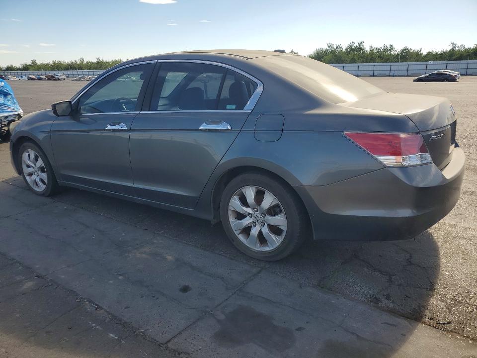2008 Honda Accord VIN 1HGCP36858A030111 COPART salvage auction — MINOR DENT/SCRATCHES, Tx - Dis/Dlr/Exp Only Clean Title, sold $700 on 2026-07-02 (photo 2)