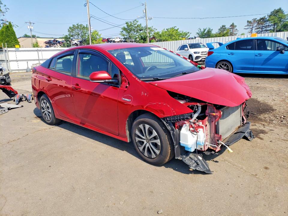2020 Toyota Prius VIN JTDL9RFU9L3013432 COPART salvage auction — FRONT END, CT - CERT OF TITLE-SALVAGE, sold $3,150 on 2026-07-02 (photo 4)