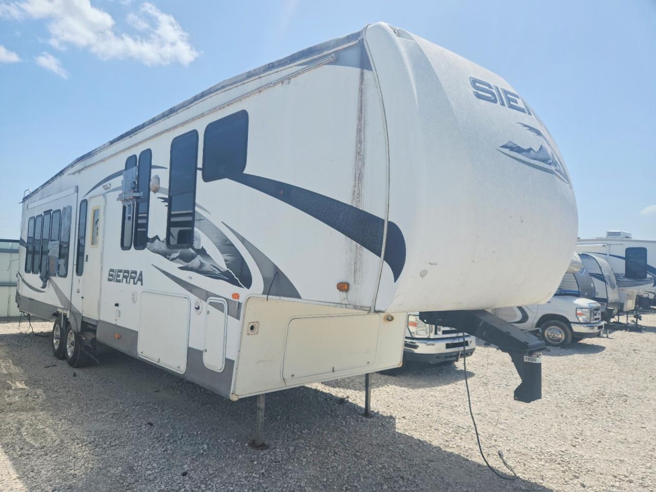 2009 VIN 4X4FSEK249J033908 COPART salvage auction — Hail, Ct - Clean Title, sold $2,000 on 2026-09-25 (photo 1)