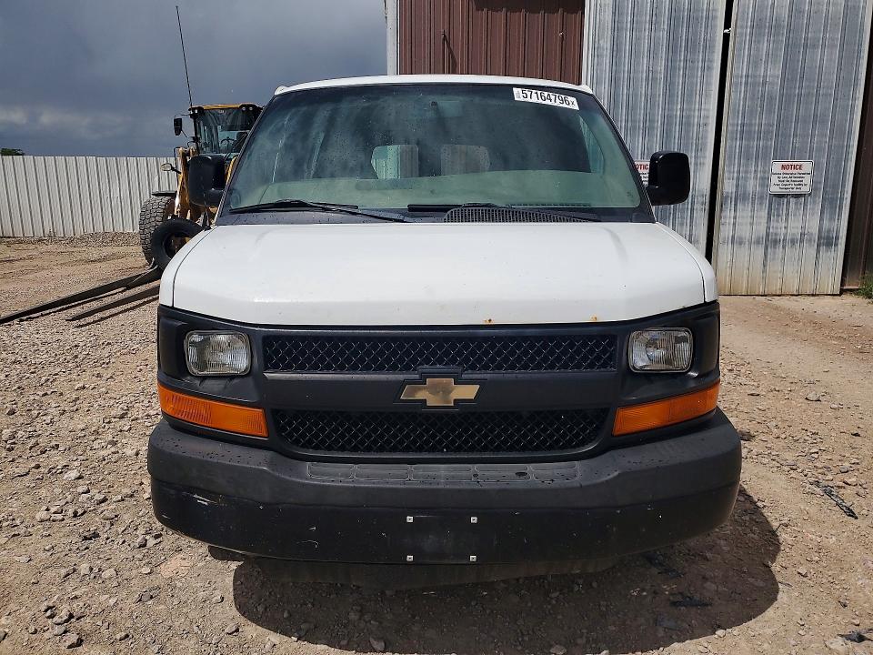 2014 Chevrolet Express VIN 1GCSHAF45E1138202 COPART salvage auction — NORMAL WEAR, Sd - Certificate Of Title, sold $800 on 2026-07-28 (photo 5)