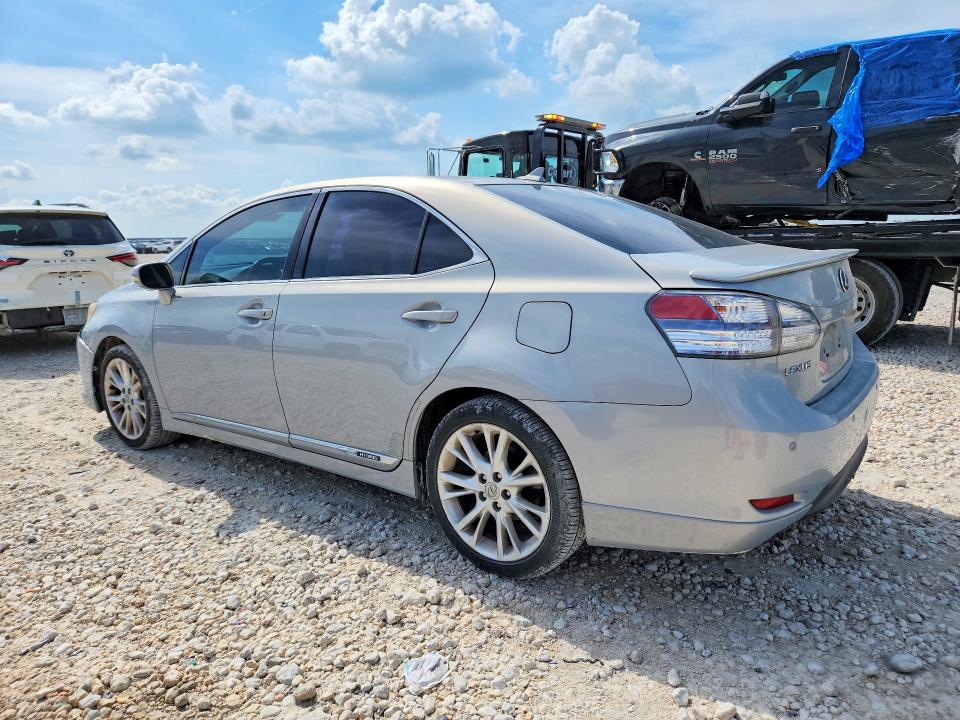 2010 Lexus Hs 250h VIN JTHBB1BA5A2003415 COPART salvage auction — SIDE, TX - SALVAGE VEHICLE TITLE, sold $950 on 2026-07-02 (photo 2)