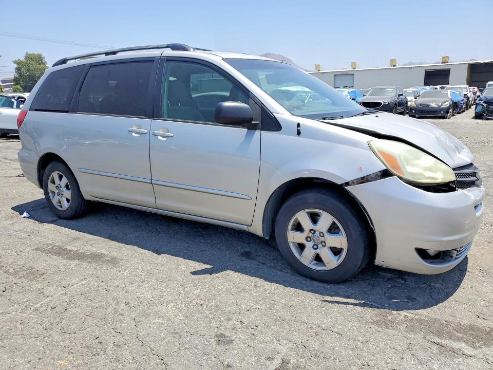 2004 Toyota Sienna VIN 5TDZA23C04S031838 COPART salvage auction — FRONT END, CA - SALVAGE CERTIFICATE, sold $550 on 2026-07-16 (photo 4)
