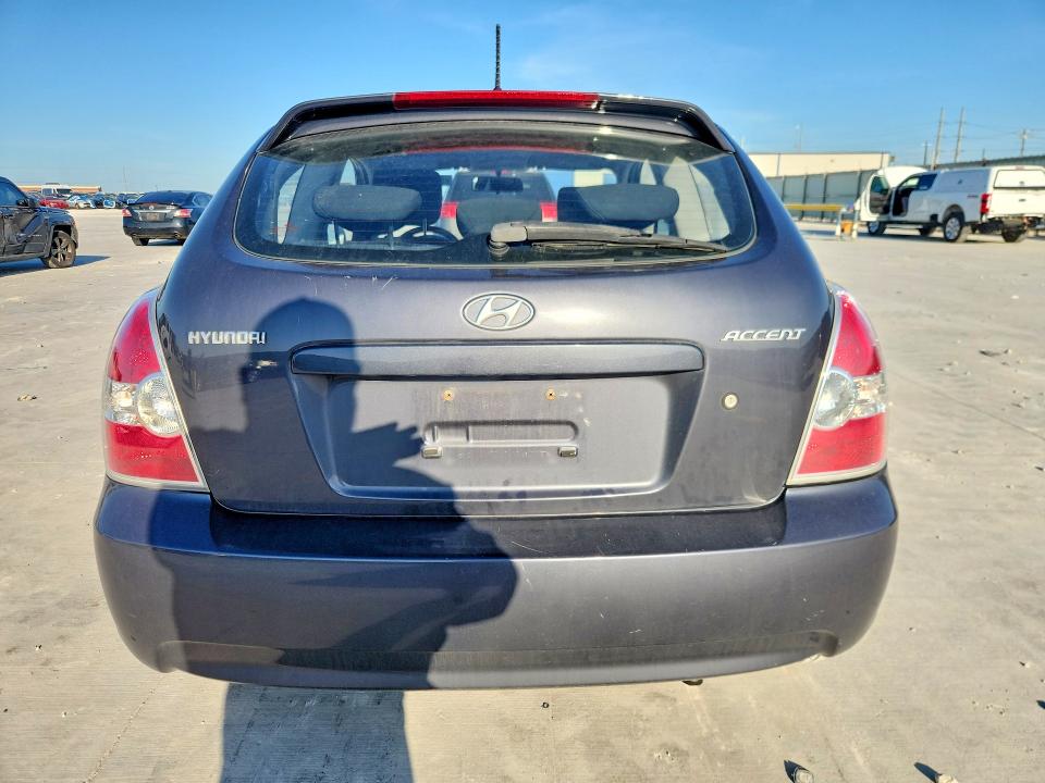 2010 Hyundai Accent VIN KMHCM3AC3AU168555 COPART salvage auction — FRONT END, Tx - Salvage Vehicle Title, sold $175 on 2026-07-28 (photo 6)