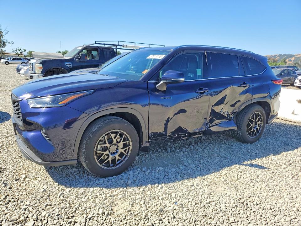 2021 Toyota Highlander hybrid VIN 5TDHARAH5MS503504 — COPART salvage auction photo
