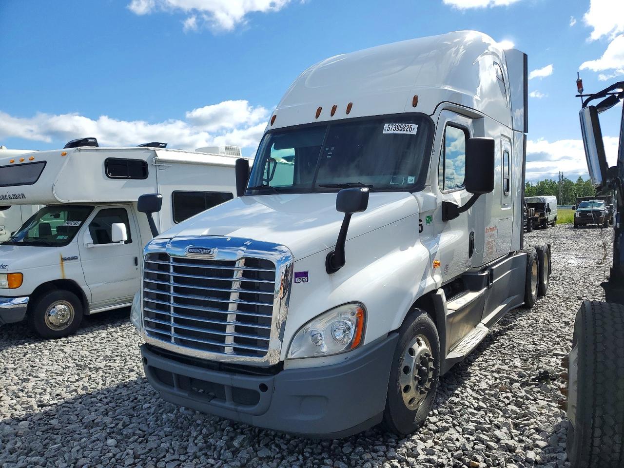 2019 Freightliner Cascadia 125 VIN 3AKJGLDR8KDKG6407 COPART salvage auction — Normal Wear, NY - CERTIFICATE OF TITLE, sold $11,500 on 2026-07-07 (photo 2)