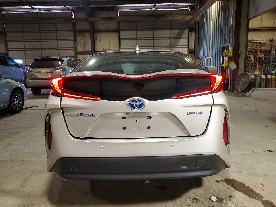 2020 Toyota Prius VIN JTDKARFPXL3122494 COPART salvage auction — SIDE, Ia - Cert Of Title-Salvage Title, sold $2,100 on 2026-07-29 (photo 6)