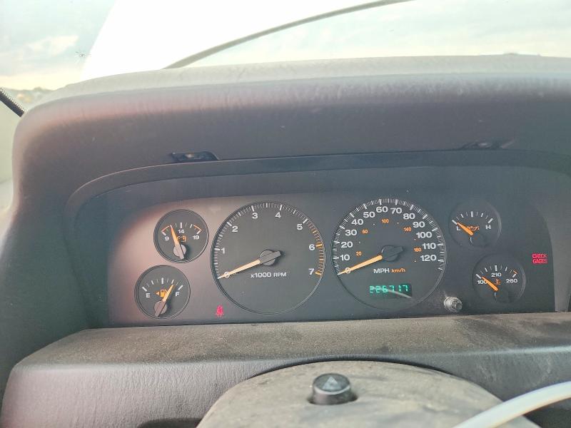 2004 Jeep Grand cherokee VIN 1J4GW48S04C425114 COPART salvage auction — REAR END, KS - CERT OF TITLE-SALVAGE, sold $325 on 2026-07-08 (photo 9)