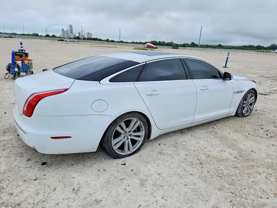 2012 Jaguar VIN SAJWA2GB9CLV28974 COPART salvage auction — FRONT END, Tx - Salvage Vehicle Title, sold $350 on 2026-07-23 (photo 3)