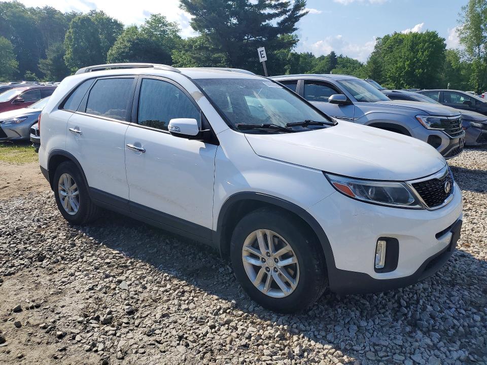 2015 Kia Sorento VIN 5XYKT4A79FG585599 COPART salvage auction — MINOR DENT/SCRATCHES, Ri - Certificate Of Title (P), sold $2,800 on 2026-07-30 (photo 4)