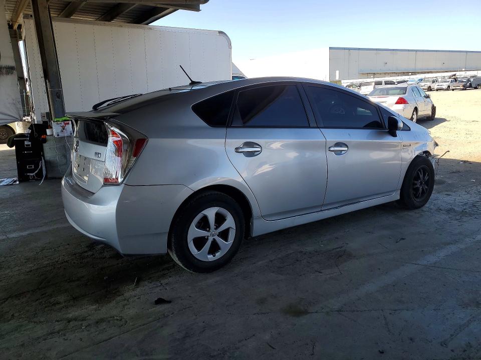 2015 Toyota Prius VIN JTDKN3DU1F0455599 COPART salvage auction — FRONT END, CA - SALVAGE CERTIFICATE, sold $30 on 2026-07-28 (photo 3)