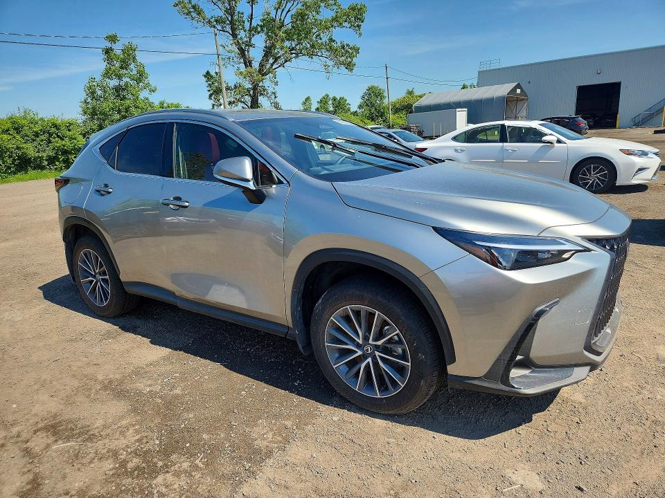2026 Lexus Nx VIN JTJHKCFZ6T2074596 COPART salvage auction — WATER/FLOOD, Qc - Irrecuperable, sold $6,100 on 2026-08-25 (photo 4)
