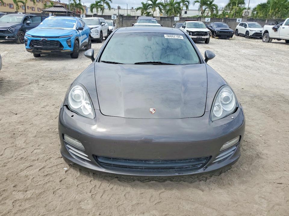 2013 Porsche Panamera VIN WP0AA2A71DL015779 COPART salvage auction — MINOR DENT/SCRATCHES, Va - Certificate Of Title, sold $2,050 on 2026-07-10 (photo 5)
