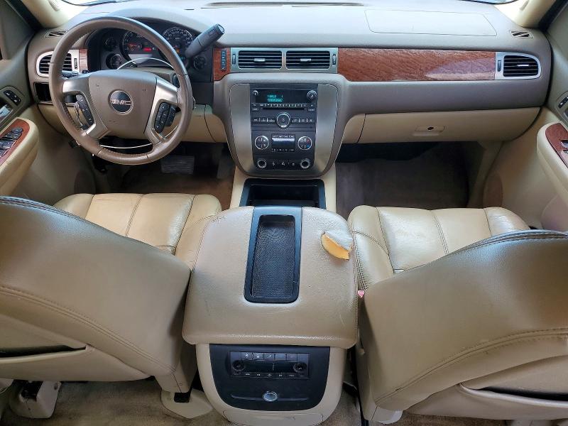2007 Gmc Yukon VIN 1GKFK13077R300828 COPART salvage auction — REAR END, Il - Salvage Certificate, sold $600 on 2026-07-31 (photo 8)