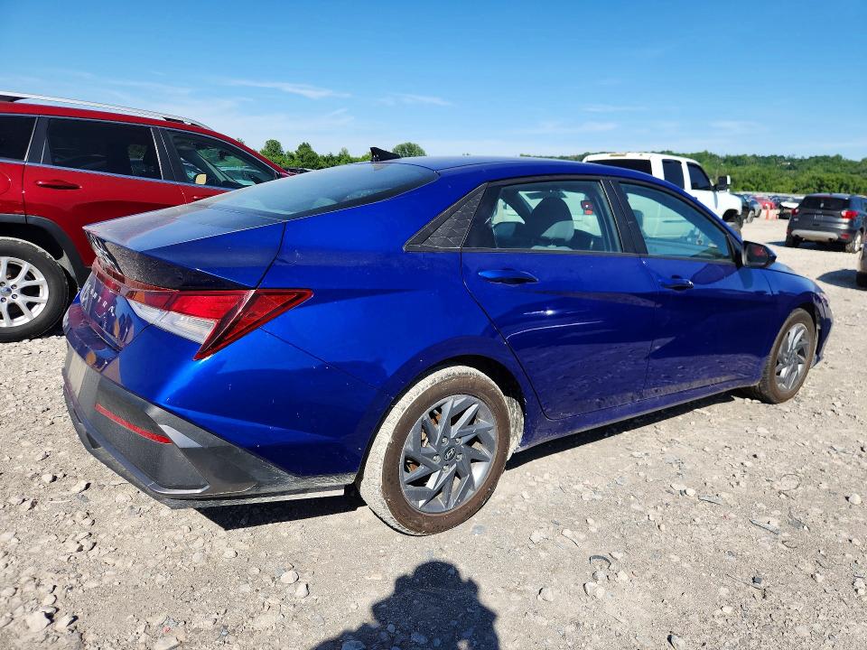 2024 Hyundai Elantra VIN KMHLM4DG1RU684235 COPART salvage auction — WATER/FLOOD, Il - Salvage Cert-Flood, sold $5,200 on 2026-07-22 (photo 3)