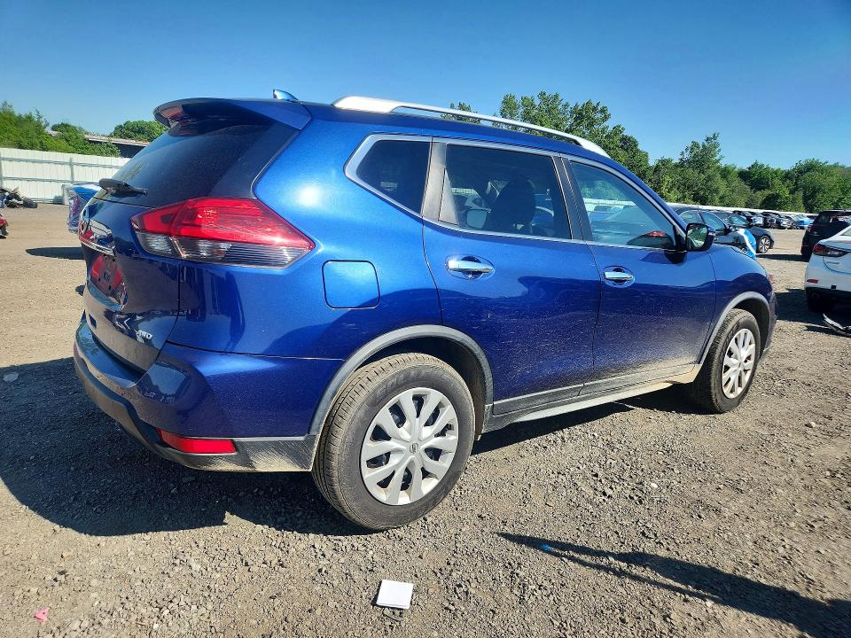 2017 Nissan Rogue VIN JN8AT2MV3HW005283 COPART salvage auction — FRONT END, MA - CERT OF TITLE-SALVAGE, sold $1,200 on 2026-07-29 (photo 3)