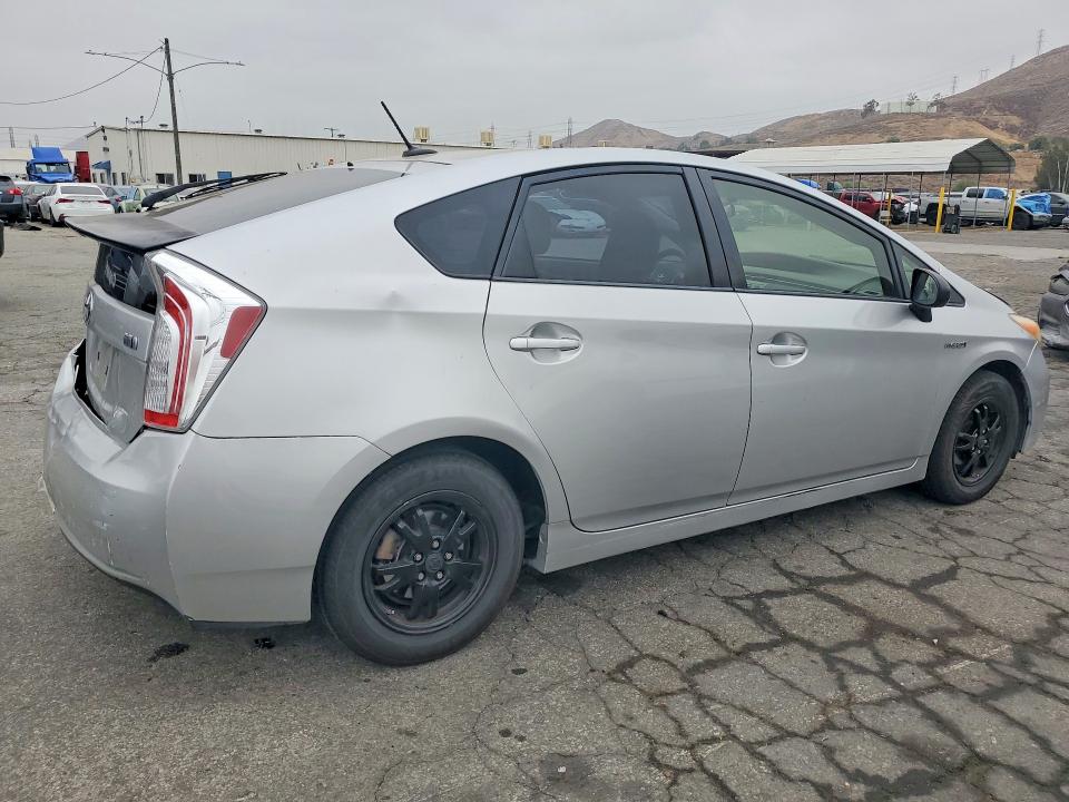 2015 Toyota Prius VIN JTDKN3DU2F0409697 COPART salvage auction — REAR END, Ca - Salvage Certificate, sold $2,250 on 2026-07-02 (photo 3)
