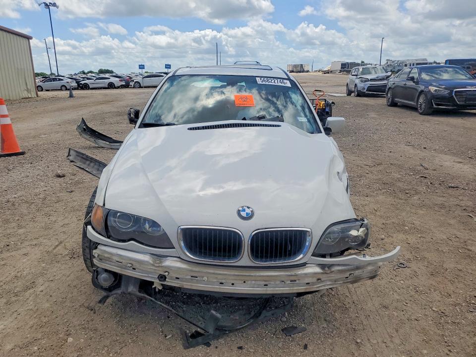 2005 BMW 3 series VIN WBAET37475NJ86960 COPART salvage auction — ALL OVER, Tx - Salvage Vehicle Title, sold $200 on 2026-07-08 (photo 5)