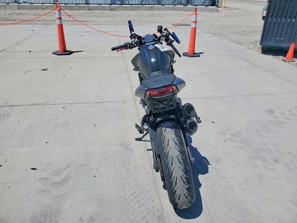 2022 Ducati VIN ZDMMAMDT7NB006372 COPART salvage auction — FRONT END, Ut - Salvage Certificate, sold $1,950 on 2026-07-16 (photo 4)