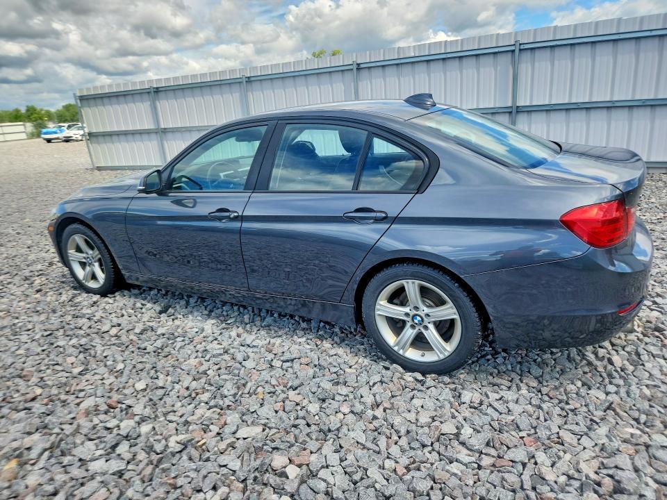 2015 BMW VIN WBA3C3G55FNT51132 COPART salvage auction — MINOR DENT/SCRATCHES, Wi - Certificate Of Title, sold $800 on 2026-07-06 (photo 2)