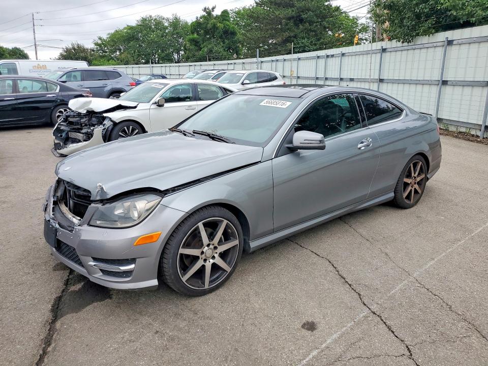 2015 Mercedes-benz C class VIN WDDGJ4HB5FG393993 COPART salvage auction — FRONT END, Oh - Cert Of Title-Salvage, sold $375 on 2026-07-08 (photo 1)