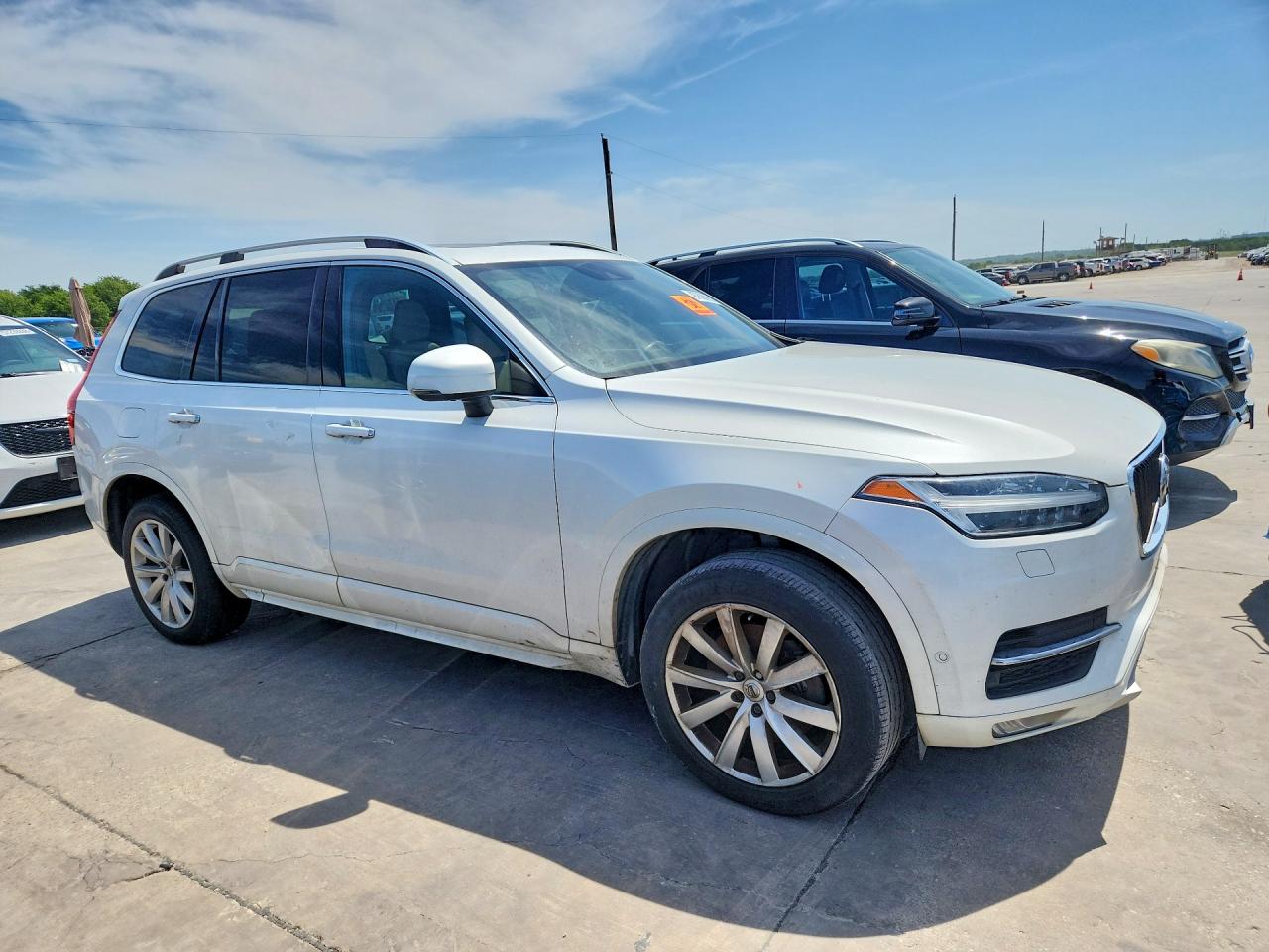 2018 Volvo XC90 VIN YV4A22PKXJ1333641 COPART salvage auction — Rear End, TX - CERTIFICATE OF TITLE (P), sold $2,700 on 2026-07-02 (photo 4)