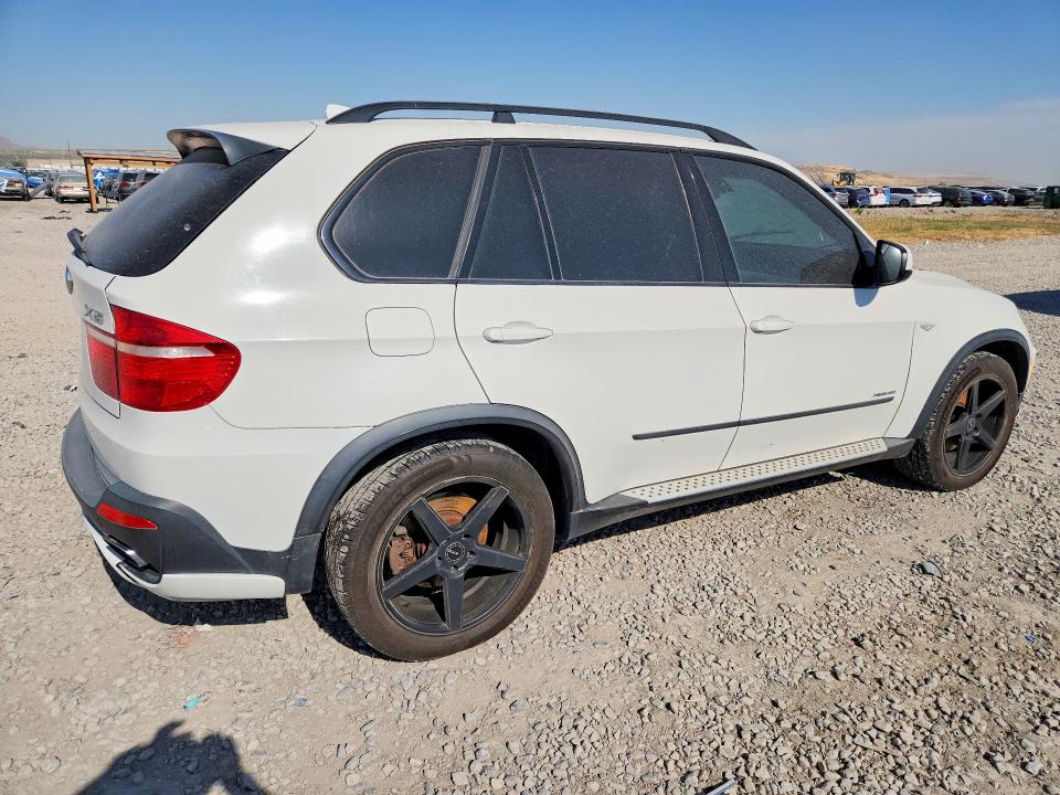 2009 BMW X5 VIN 5UXFE83529L169609 COPART salvage auction — MINOR DENT/SCRATCHES, Ut - Certificate Of Title, sold $775 on 2026-07-31 (photo 3)