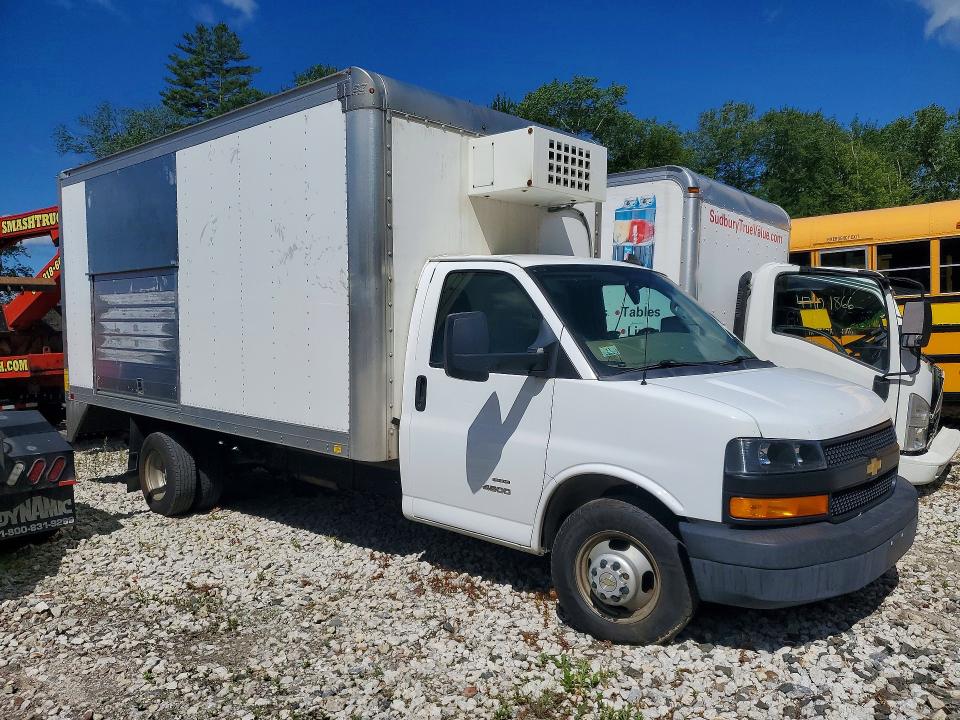2020 Chevrolet Express VIN 1HA6GVCG1LN003374 COPART salvage auction — MECHANICAL, Sc - Certificate Of Title, sold $1,600 on 2026-08-03 (photo 4)