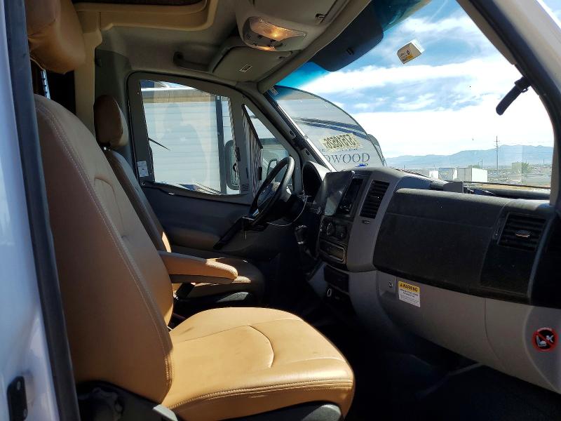 2017 Mercedes-benz VIN WDAPF4CC5H9729129 COPART salvage auction — SIDE, UT - SALVAGE CERTIFICATE, sold $11,200 on 2026-07-30 (photo 5)