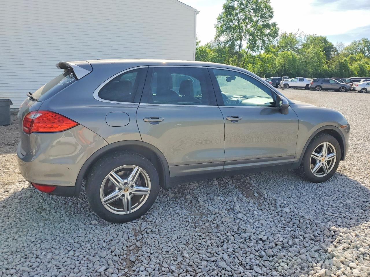 2014 Porsche Cayenne VIN WP1AA2A27ELA94704 COPART salvage auction — Front End, OH - CERTIFICATE OF TITLE, sold $875 on 2026-07-01 (photo 3)