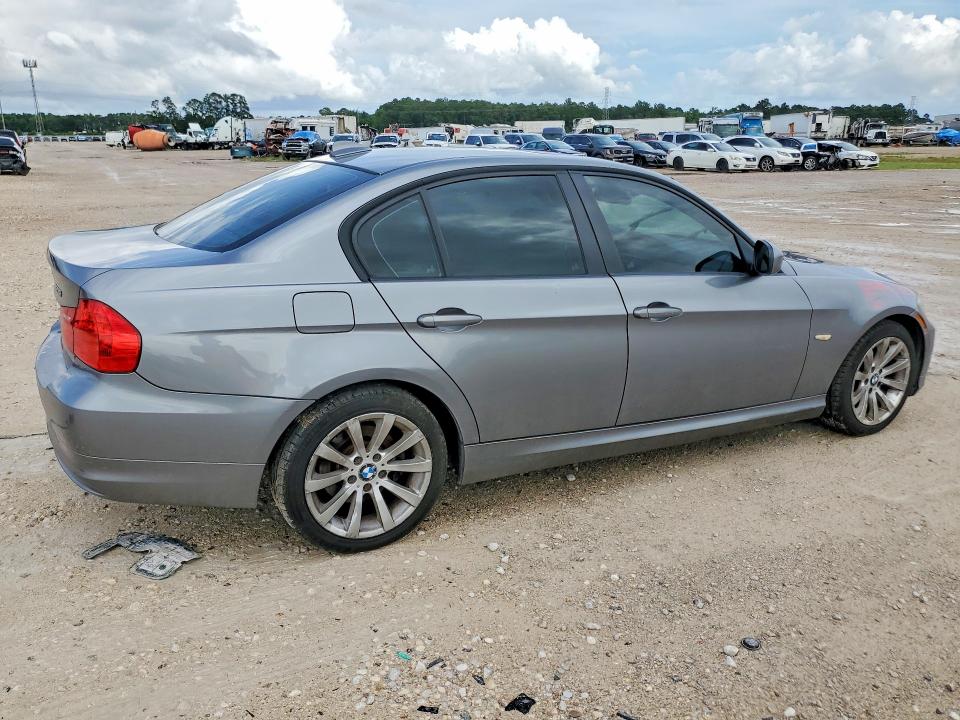2011 BMW 3er VIN WBAPK7G53BNN86375 COPART salvage auction — UNDERCARRIAGE, Tx - Salvage Vehicle Title, sold $1,250 on 2026-07-28 (photo 3)