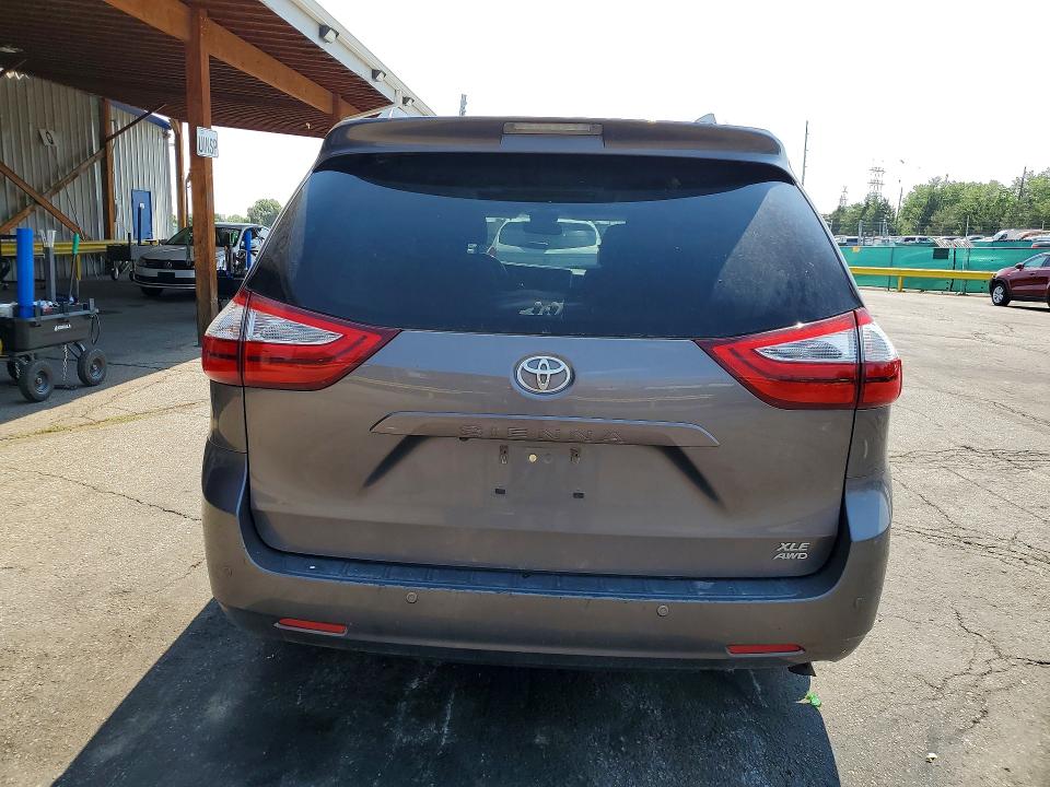 2017 Toyota VIN 5TDDZ3DC7HS155117 COPART salvage auction — FRONT END, Co - Public - Salvage Title, sold $1,600 on 2026-07-30 (photo 6)