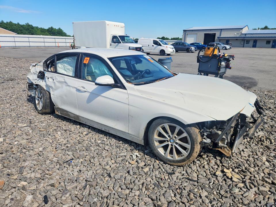 2018 BMW 3 series VIN WBA8E5G53JNV02554 COPART salvage auction — FRONT END, Me - Certificate Of Title, sold $500 on 2026-07-10 (photo 4)