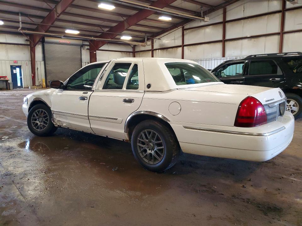 2008 Mercury Grand marquis VIN 2MEHM75VX8X609919 COPART salvage auction — FRONT END, Mi - Certificate Of Title, sold $400 on 2026-07-31 (photo 2)