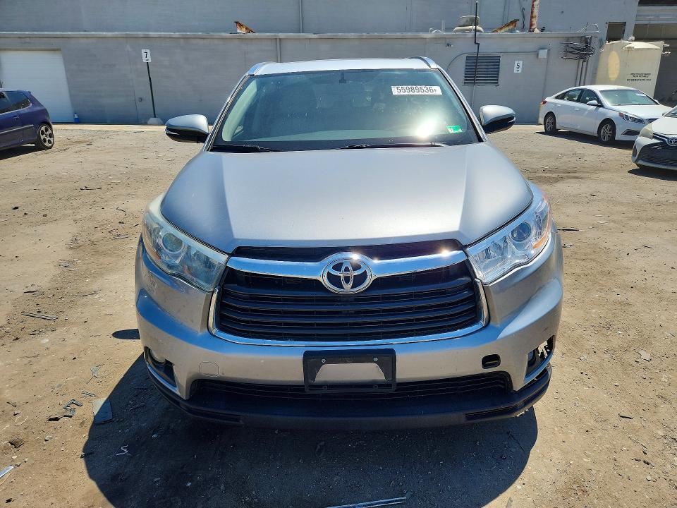 2016 Toyota Highlander VIN 5TDJKRFH6GS288890 COPART salvage auction — REAR END, Va - Cert Of Title - Salvage, sold $9,100 on 2026-07-08 (photo 5)