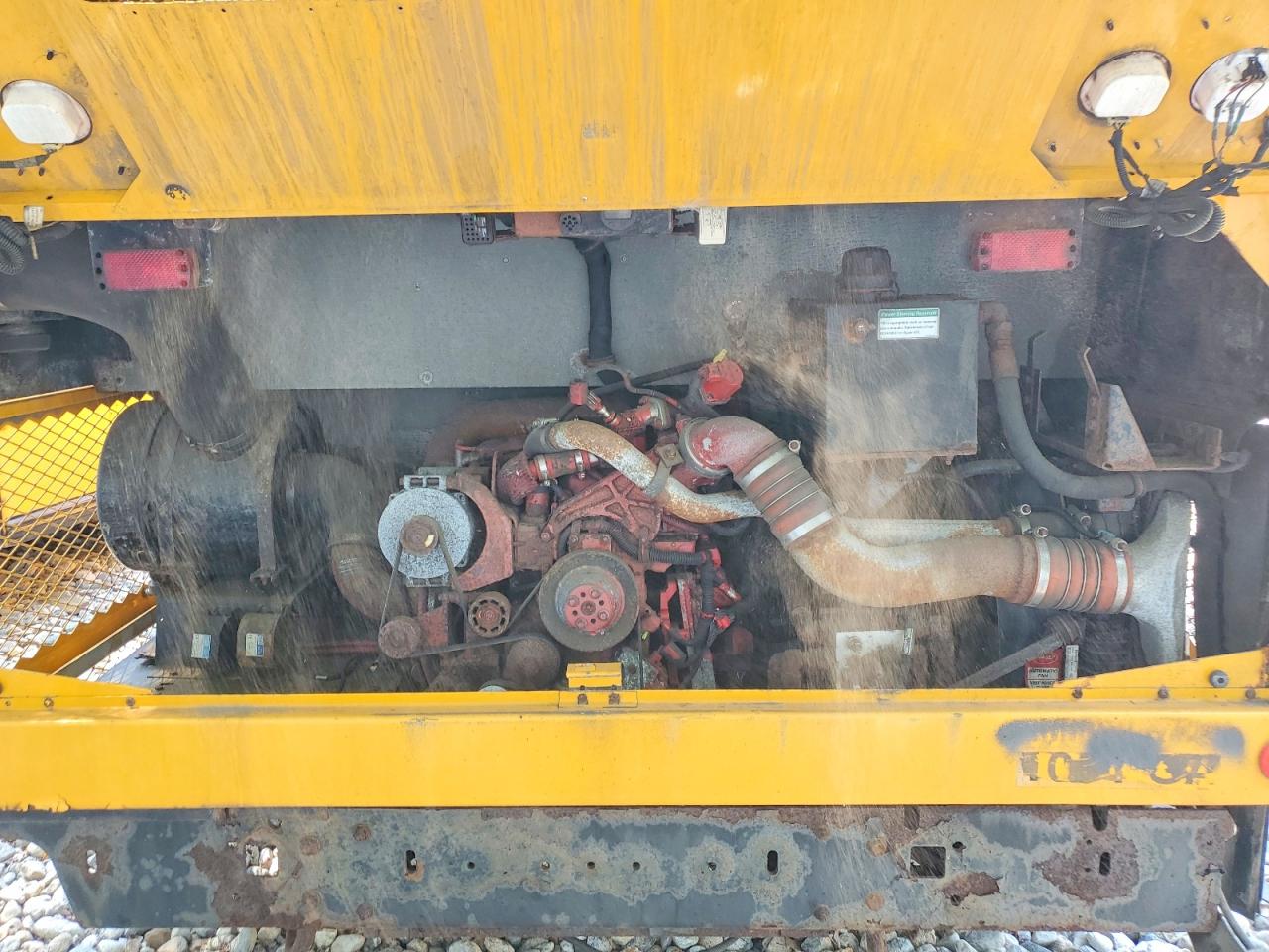 2012 Thomas Saf-t-liner c2 VIN 1T7YN4E21C1150092 COPART salvage auction — Minor Dent/Scratches, CT - CERTIFICATE OF TITLE, sold $1,400 on 2026-09-08 (photo 7)