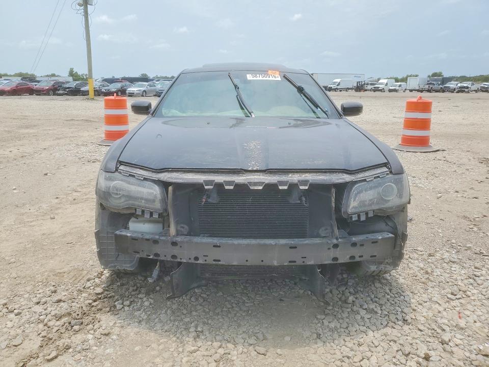 2022 Chrysler 300 VIN 2C3CCABG9NH121010 COPART salvage auction — WATER/FLOOD, Tx - Salvage Title-Flood Damage, sold $725 on 2026-07-02 (photo 5)