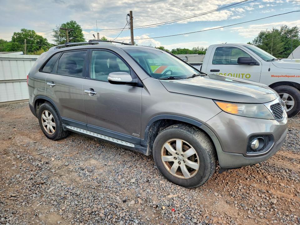 2013 Kia VIN 5XYKTCA61DG347261 COPART salvage auction — MECHANICAL, Nj - Certificate Of Title, sold $825 on 2026-07-31 (photo 4)