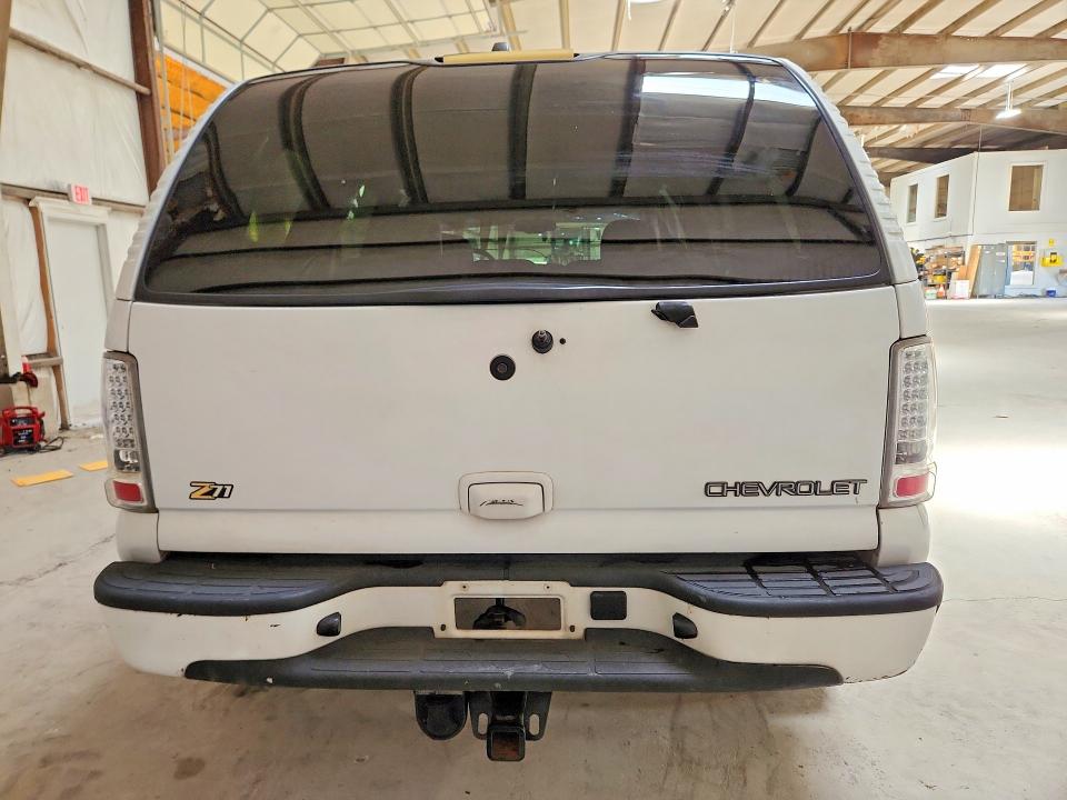 2003 Chevrolet Tahoe VIN 1GNEK13Z63R256053 COPART salvage auction — NORMAL WEAR, MS - CERTIFICATE OF TITLE, sold $300 on 2026-07-09 (photo 6)