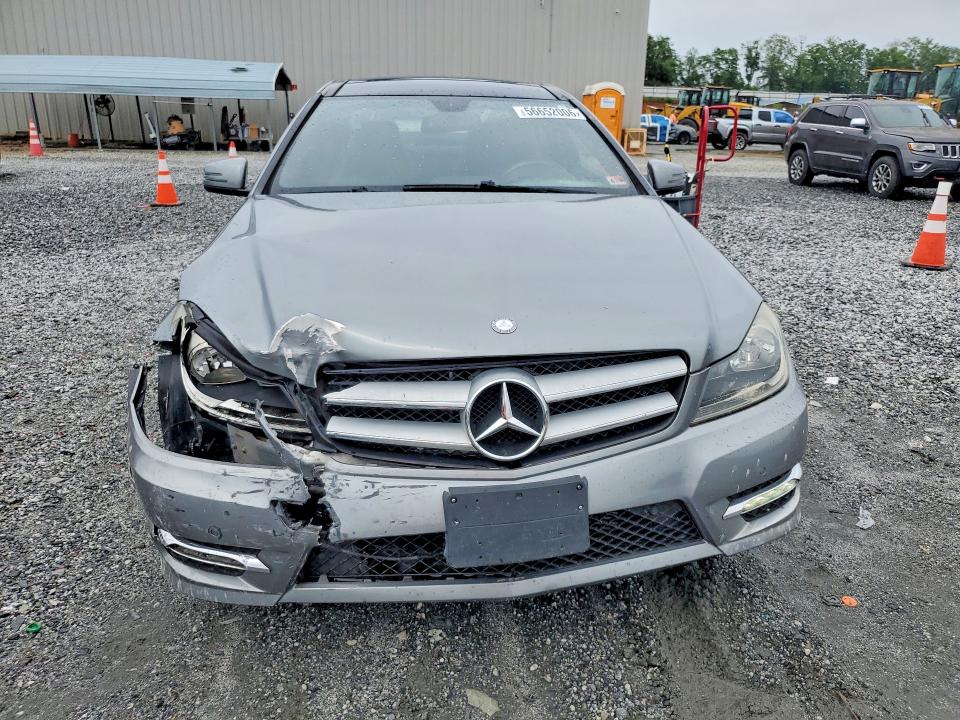 2013 Mercedes-benz C-klasse VIN WDDGJ4HB5DG069830 COPART salvage auction — FRONT END, Sc - Cert Of Title-Salvage, sold $1,100 on 2026-07-13 (photo 5)