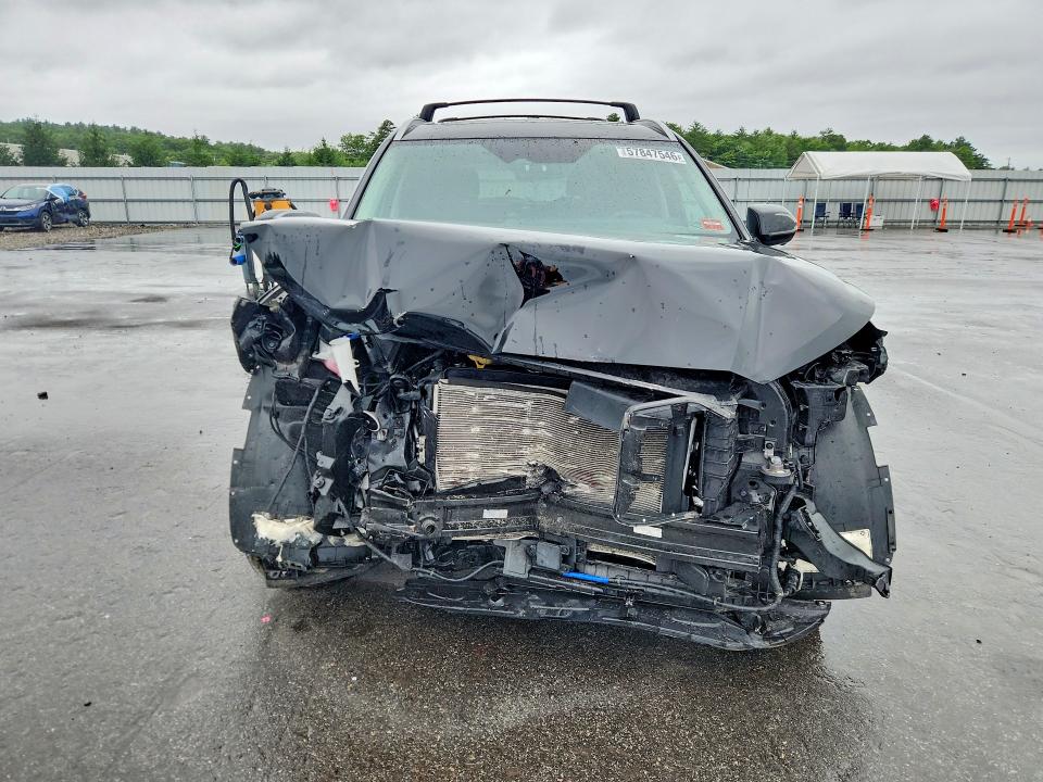 2025 Hyundai VIN KM8R4DGE3SU835134 COPART salvage auction — FRONT END, ME - CERT OF TITLE-SALVAGE COLLISIO (P), sold $8,400 on 2026-07-31 (photo 5)