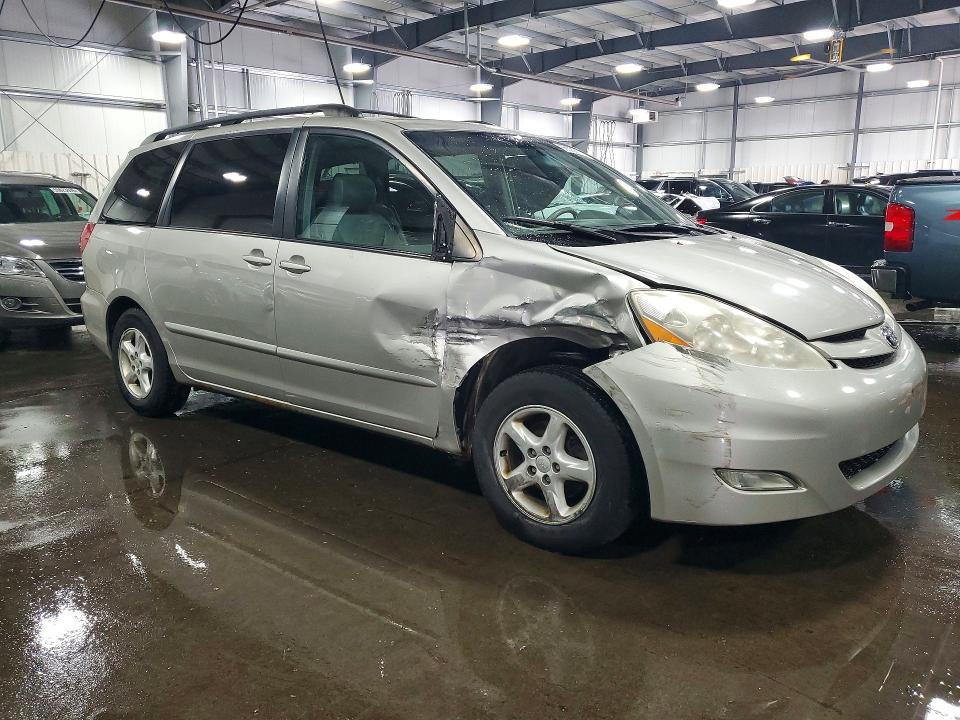 2006 Toyota Sienna VIN 5TDZA22C56S579533 COPART salvage auction — FRONT END, Mn - Cert Of Title-Prior Salvage, sold $250 on 2026-07-21 (photo 4)