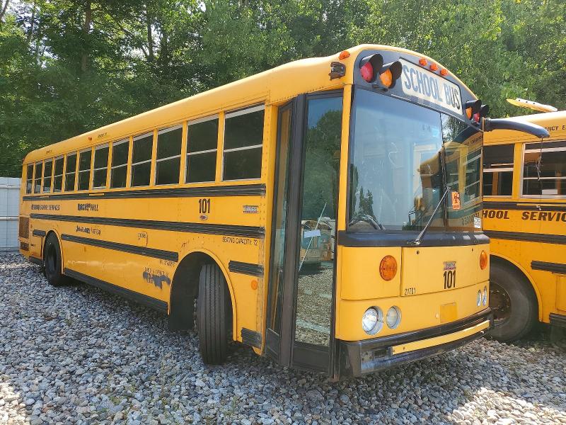 2012 Thomas Saf-t-liner c2 VIN 1T7YN4E21C1150092 COPART salvage auction — MINOR DENT/SCRATCHES, CT - CERTIFICATE OF TITLE, sold $2,000 on 2026-09-30 (photo 1)