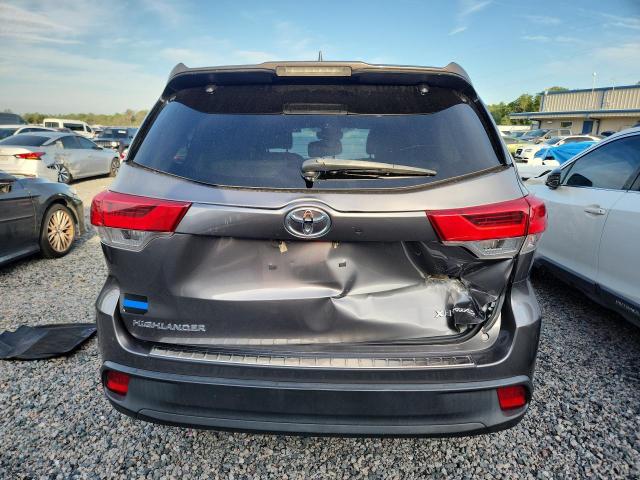 2018 Toyota Highlander VIN 5TDJZRFH9JS915021 COPART salvage auction — REAR END, Fl - Certificate Of Title, sold $10,100 on 2026-07-09 (photo 6)