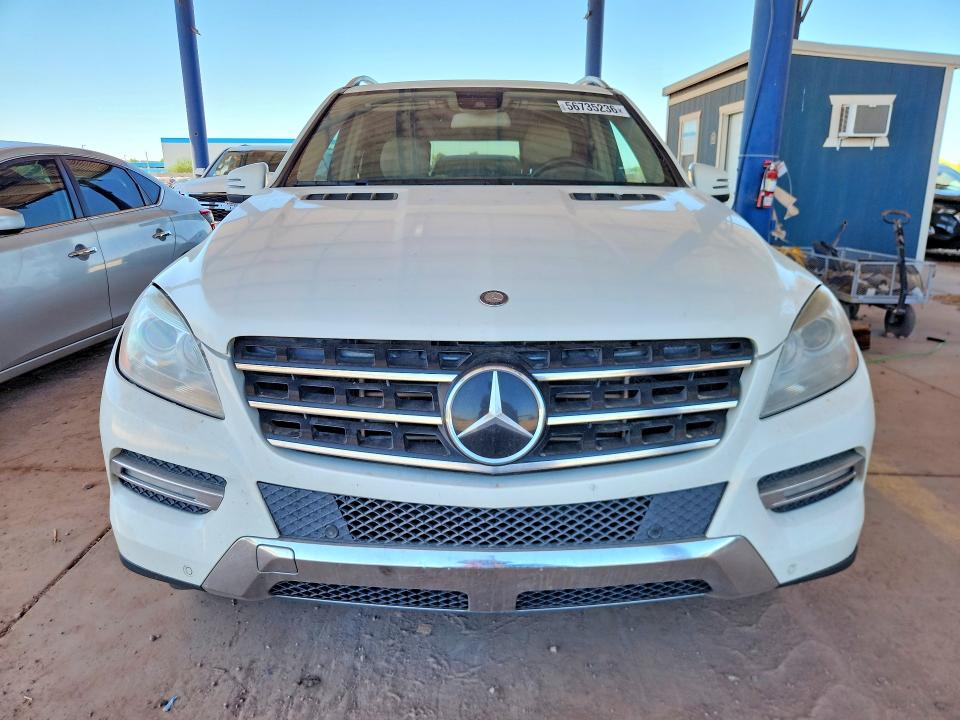 2012 Mercedes-benz VIN 4JGDA2EB1CA080973 COPART salvage auction — MINOR DENT/SCRATCHES, Az - Certificate Of Title, sold $2,650 on 2026-07-02 (photo 5)