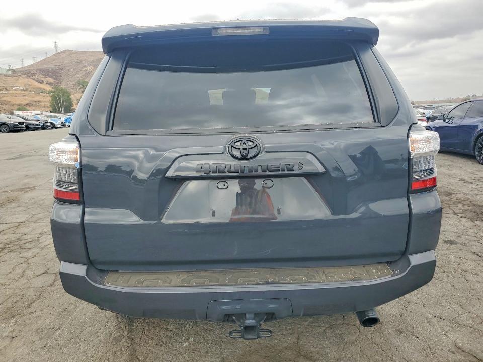 2024 Toyota 4runner VIN JTEEU5JR9R5308798 COPART salvage auction — FRONT END, CA - SALVAGE CERTIFICATE, sold $17,200 on 2026-07-06 (photo 6)