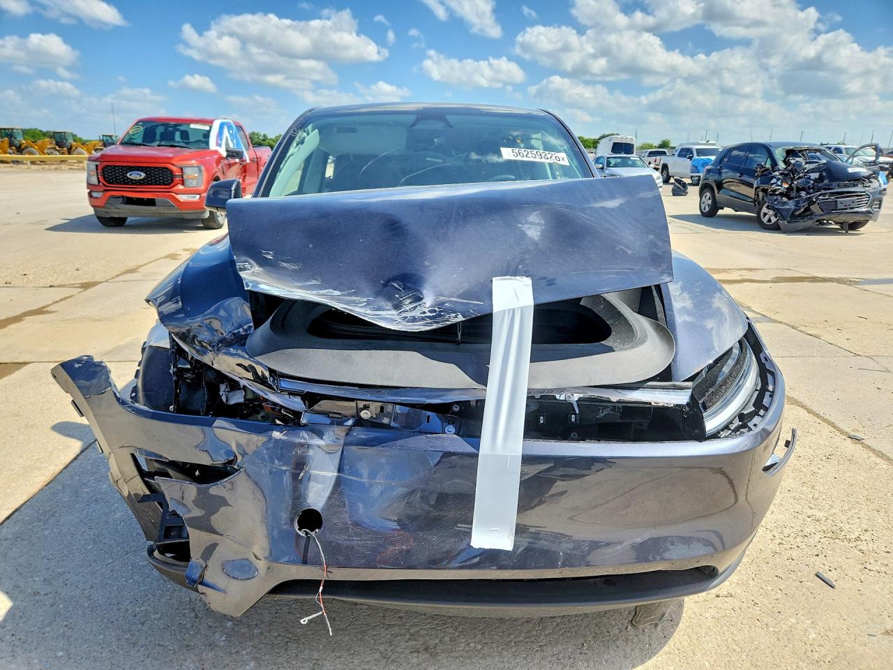 2026 Tesla Model Y VIN 7SAYGDED6TA586498 COPART salvage auction — Front End, TX - SALVAGE VEHICLE TITLE, sold $16,200 on 2026-07-09 (photo 5)